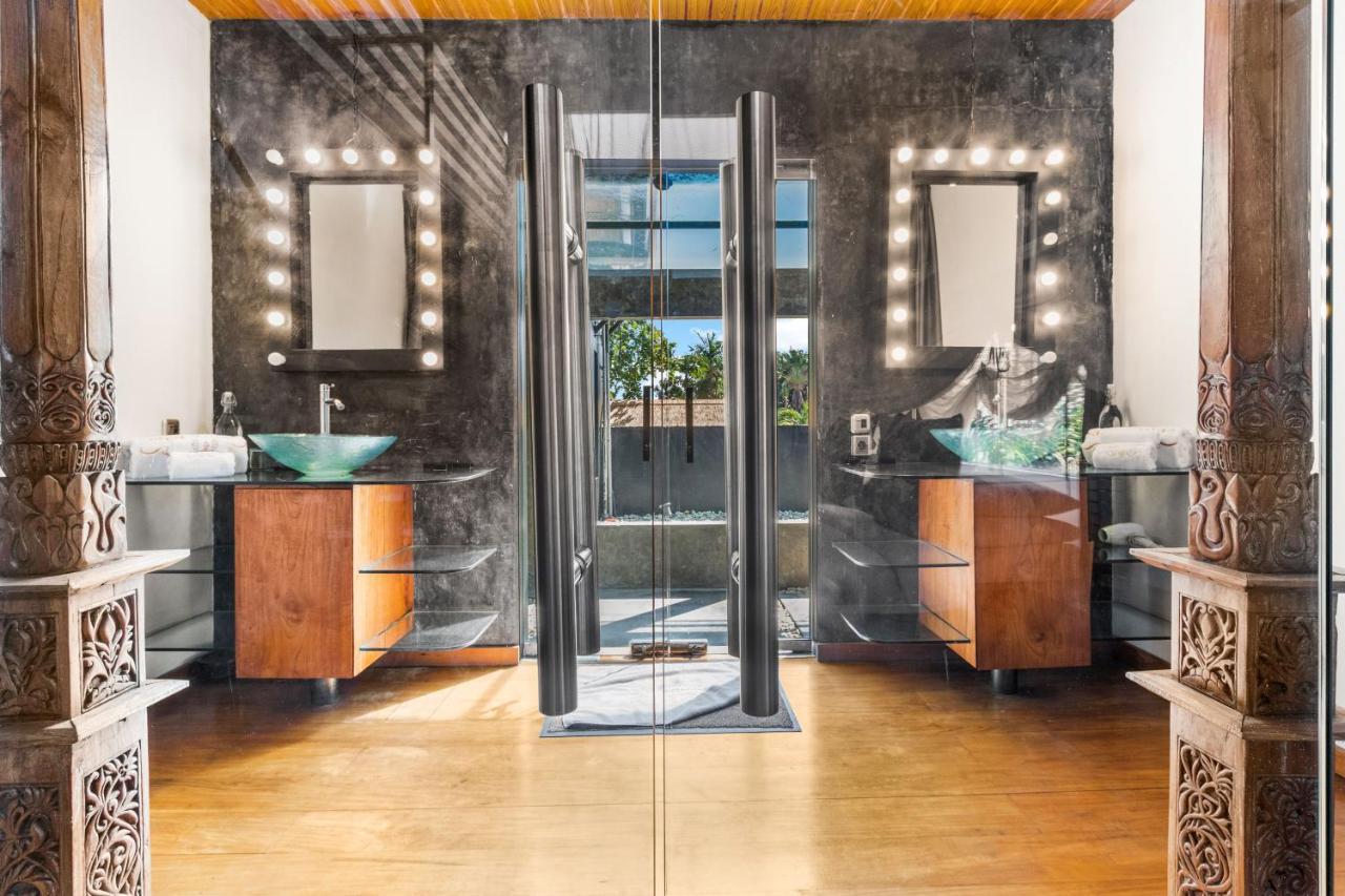 Saga Villas Ultra Seminyak Zewnętrze zdjęcie