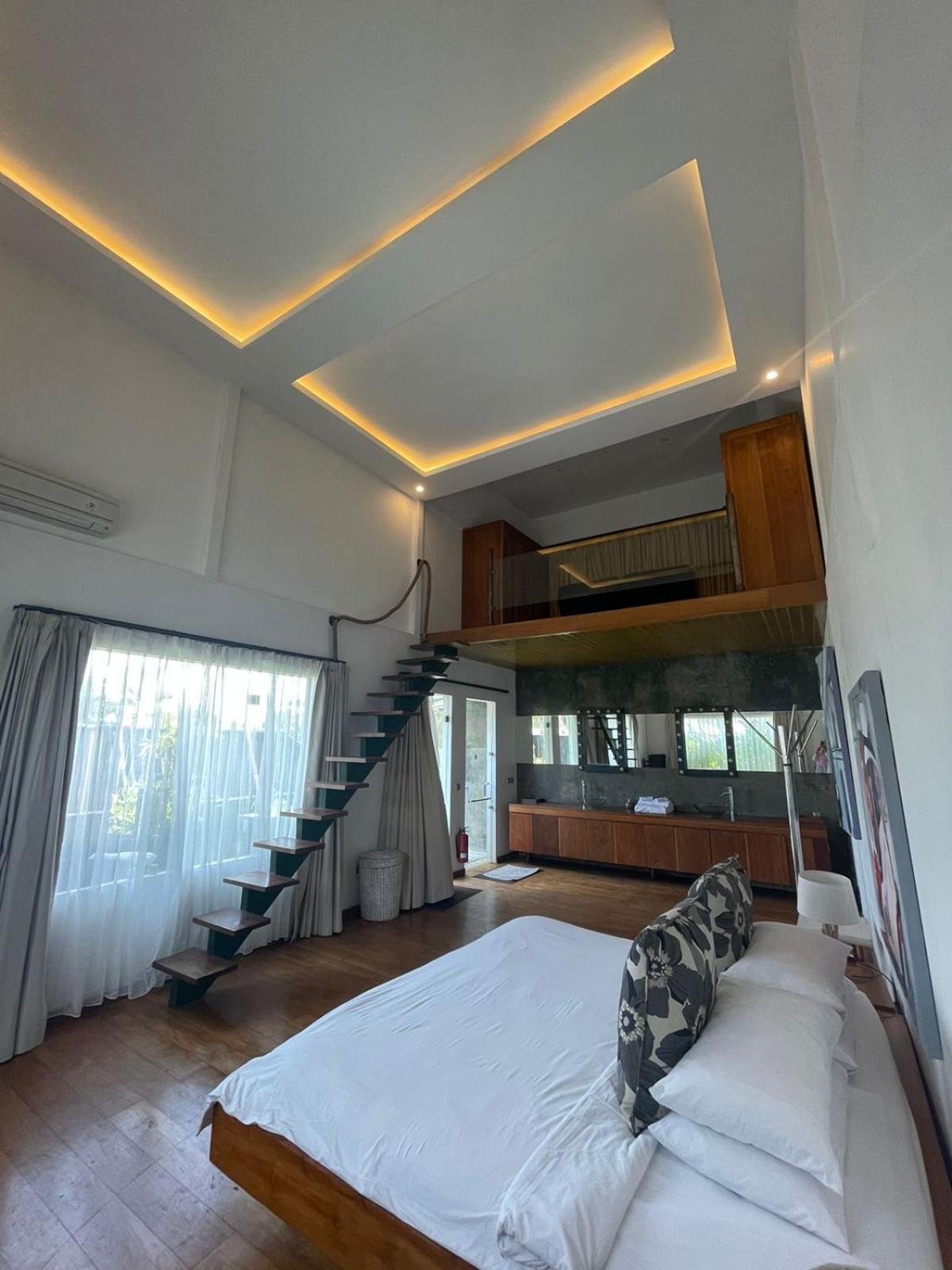 Saga Villas Ultra Seminyak Zewnętrze zdjęcie